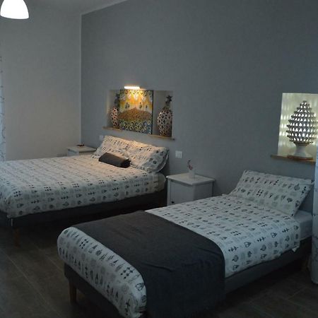 B&B Maison Blanche Кальтаджироне Экстерьер фото